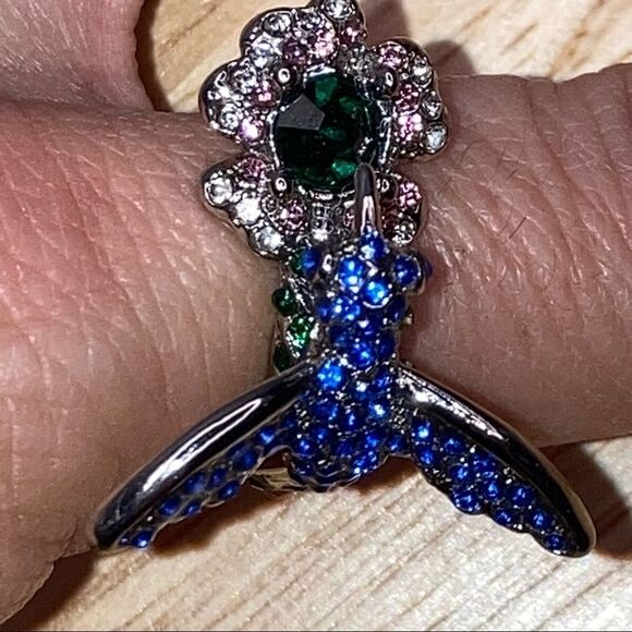 Silver Hummingbird Ring, Stamped .925, 4-D Ring, Women's Statement Piece - Picture 13 of 13